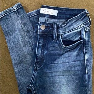 KanCan Skinny Jeans - Size 25